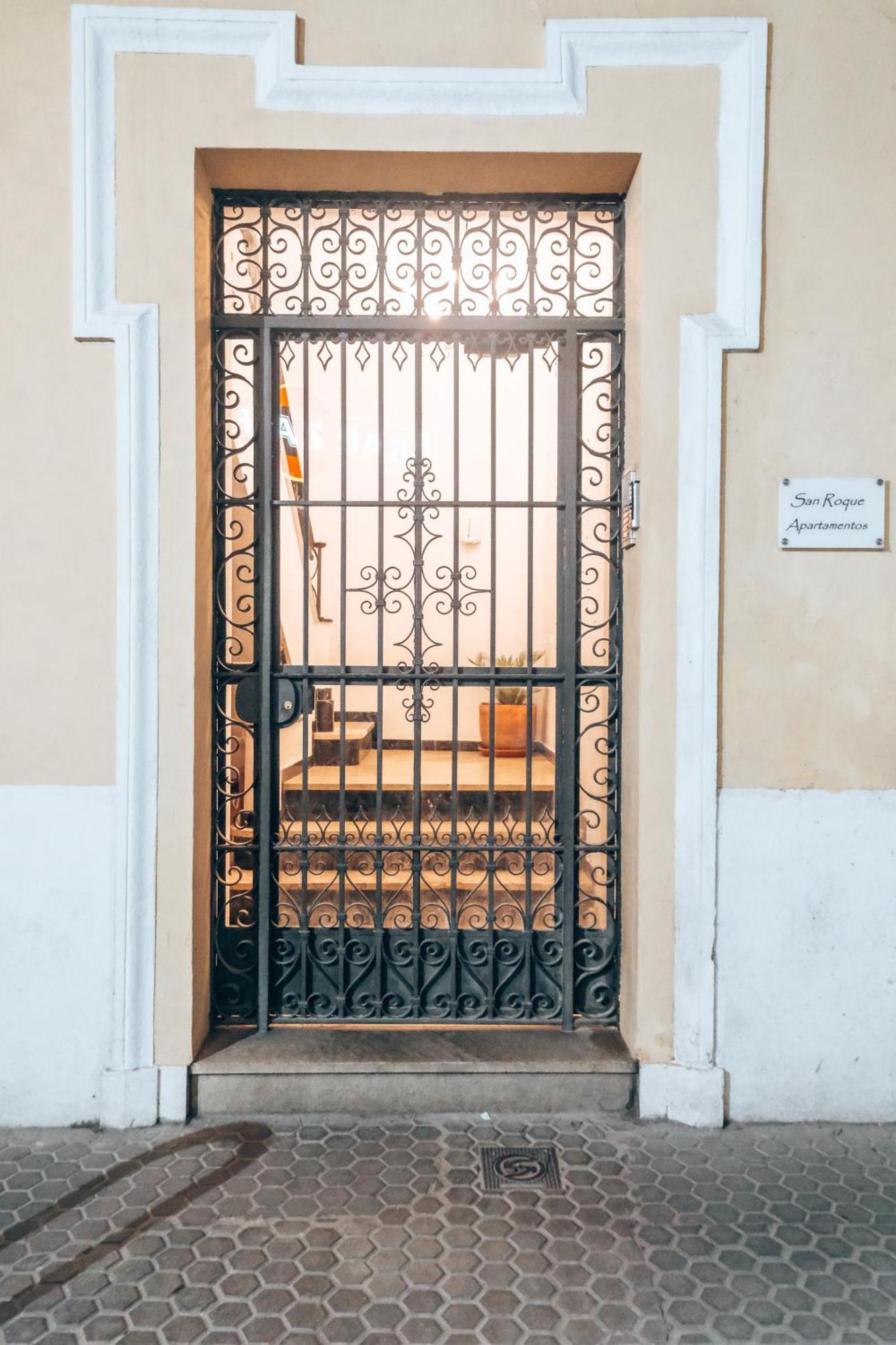 Apartamentos San Roque Sevilla Exterior foto